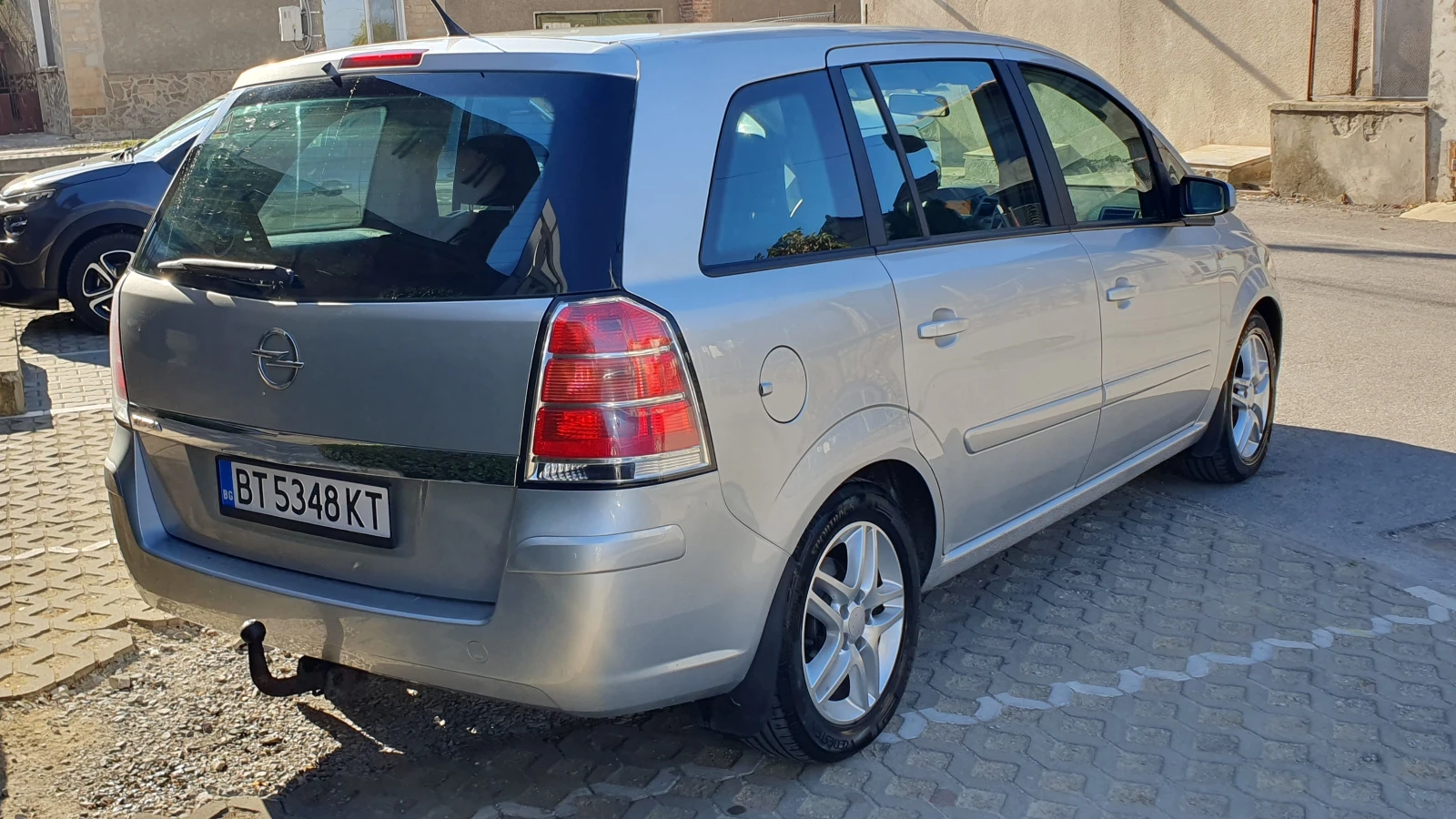 Opel Zafira 1.6 LPG ОБСЛУЖЕНА - изображение 7