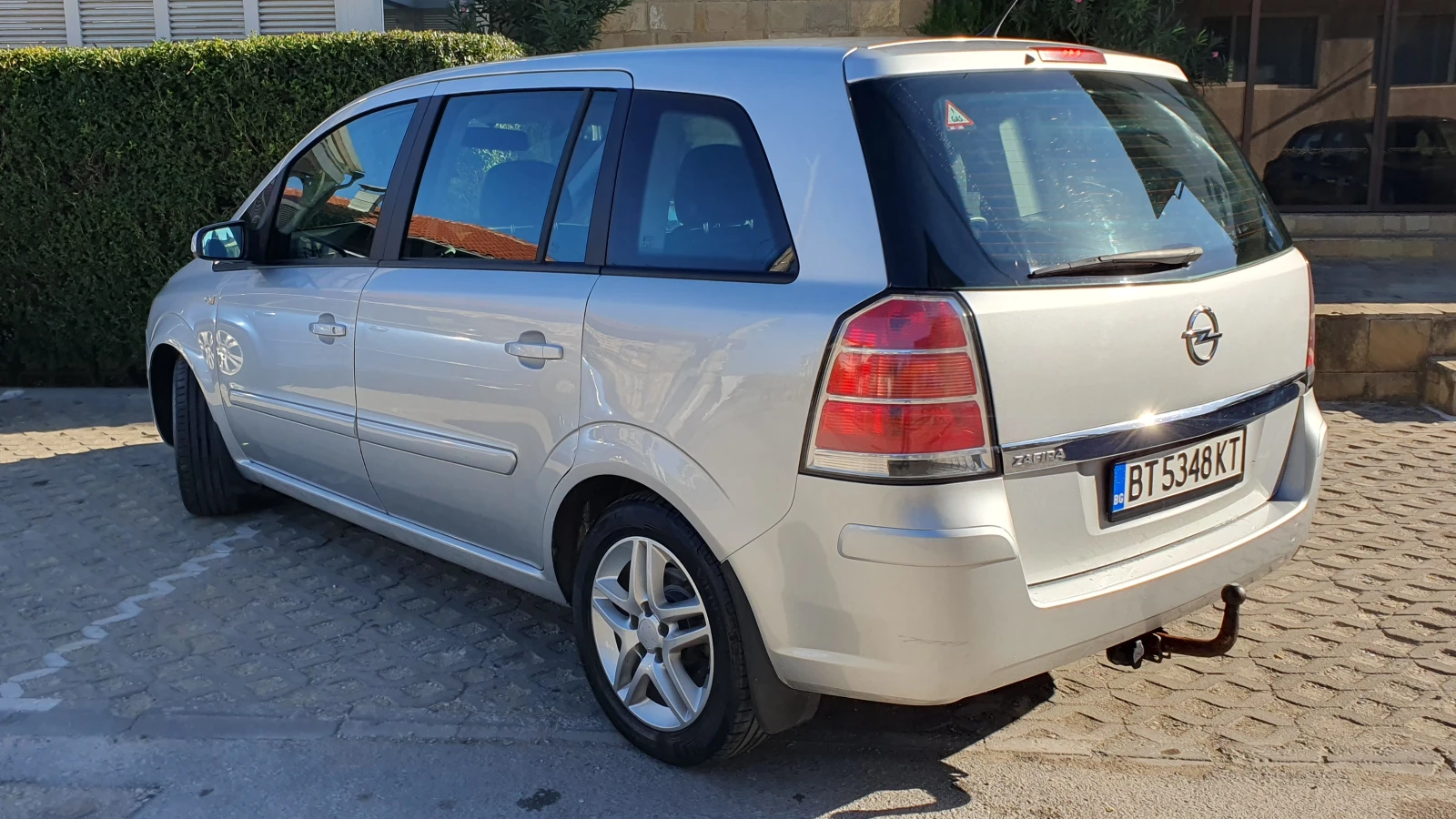 Opel Zafira 1.6 LPG ОБСЛУЖЕНА - изображение 6