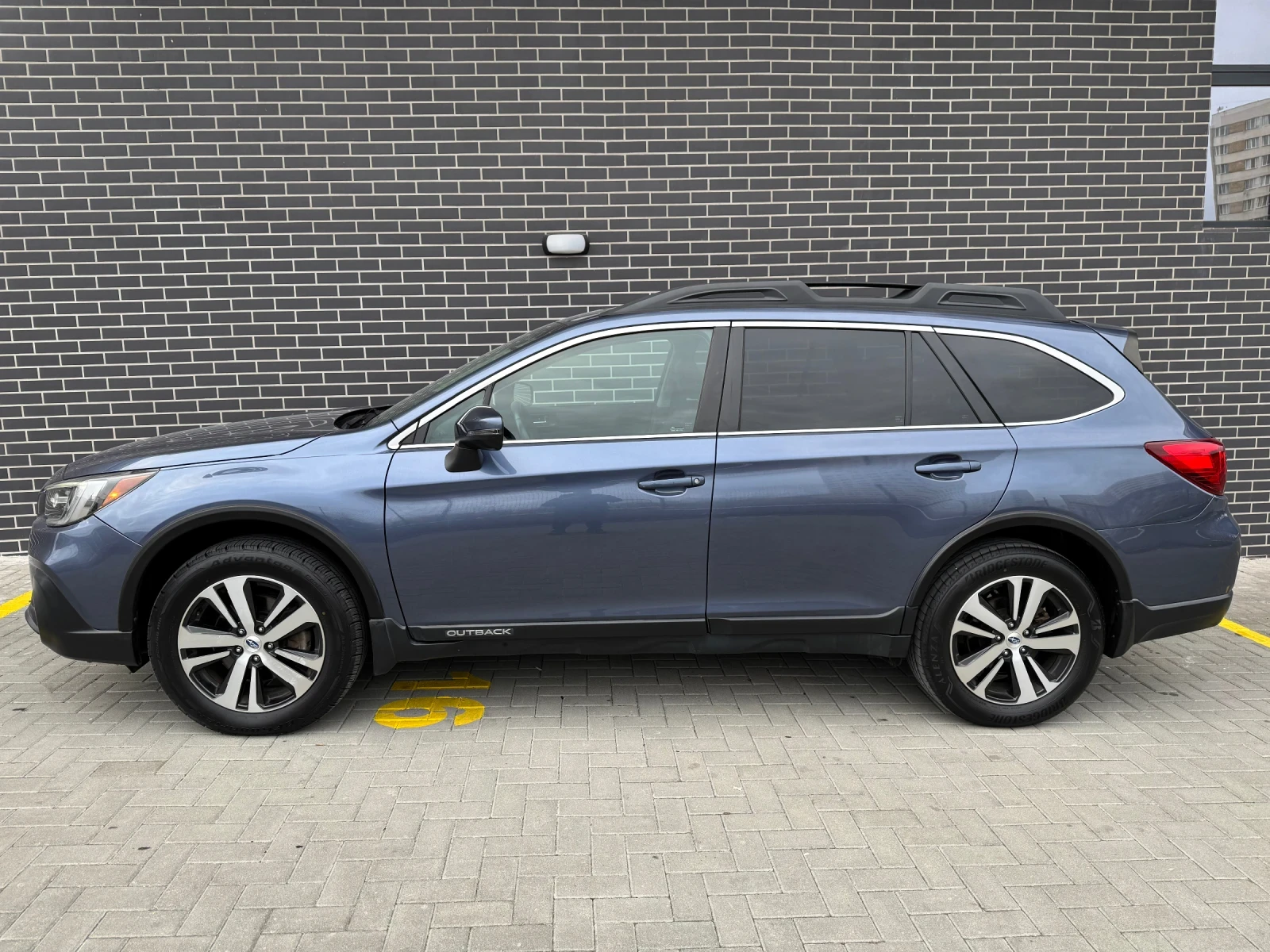 Subaru Outback 3.6 Limited 123000км - изображение 4