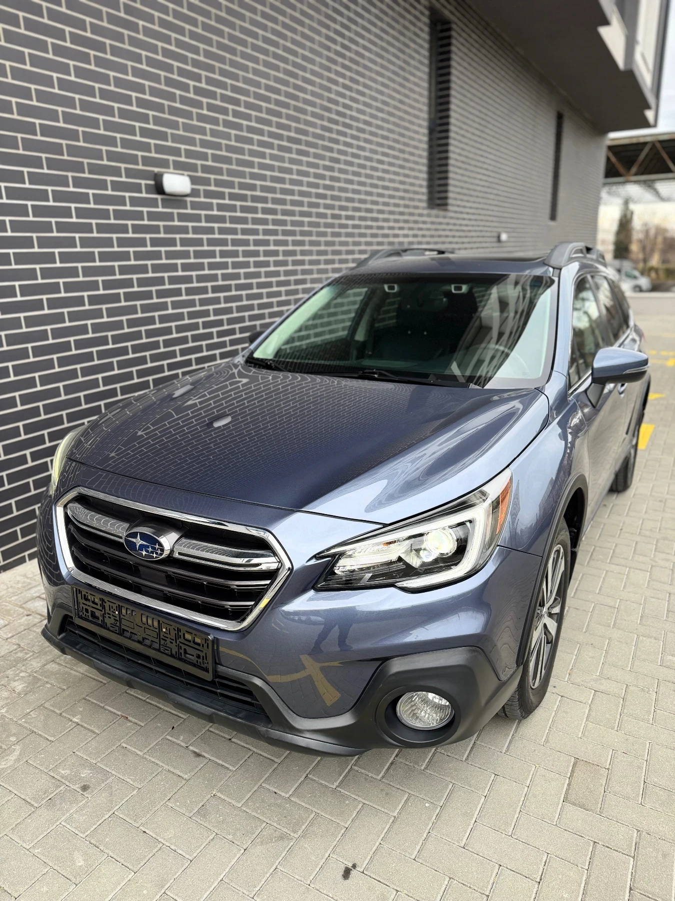 Subaru Outback 3.6 Limited 123000км - изображение 2