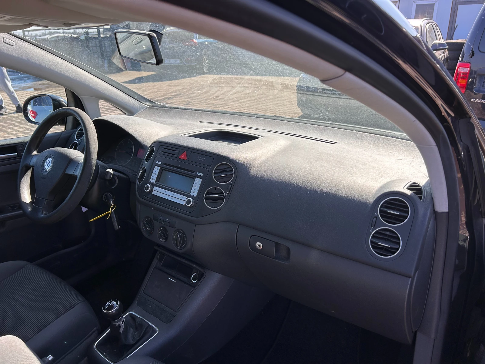 VW Golf Plus 1.9TDI EURO 4 - изображение 10