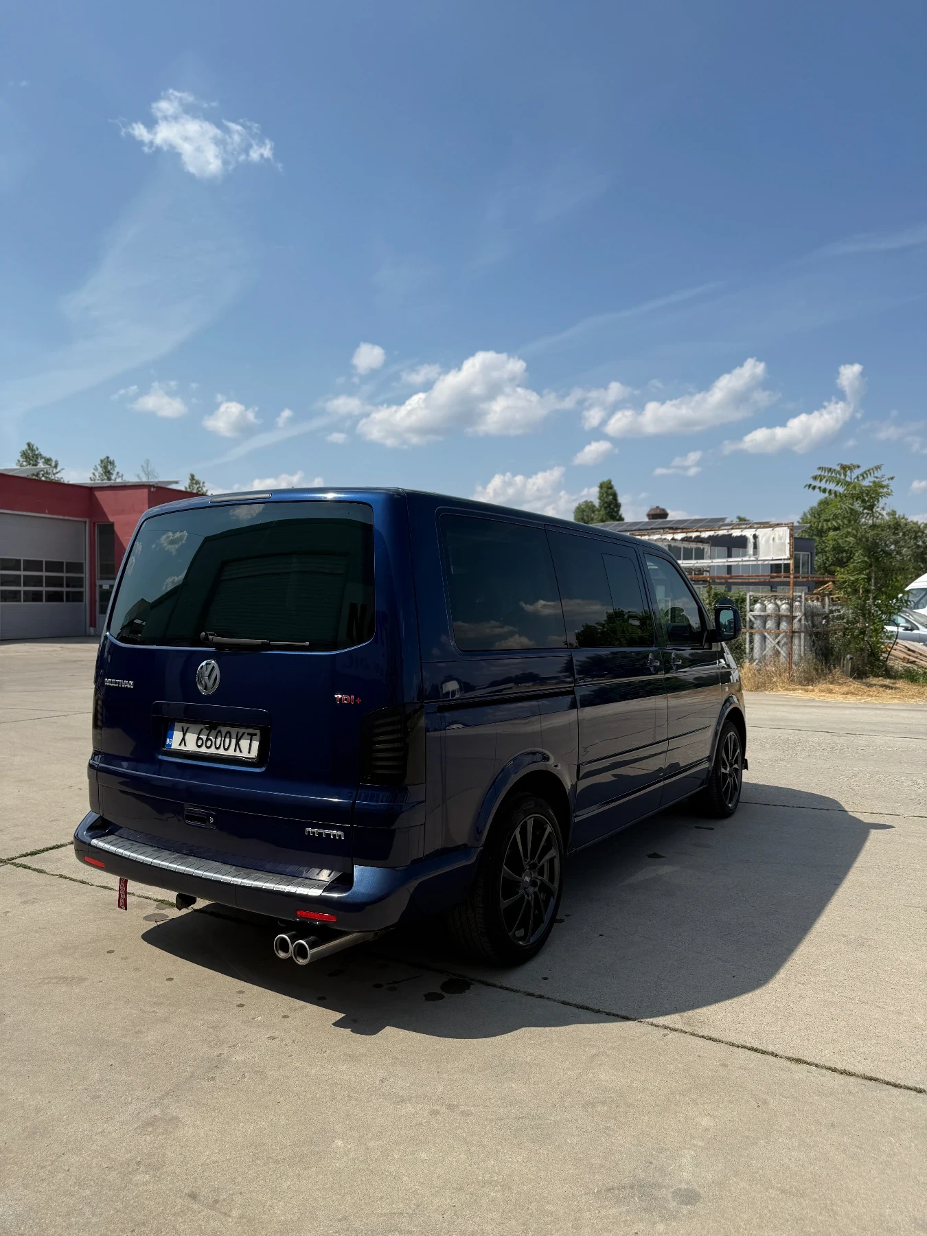 VW Multivan 2.5 TDI Автомат Перфектен - изображение 5