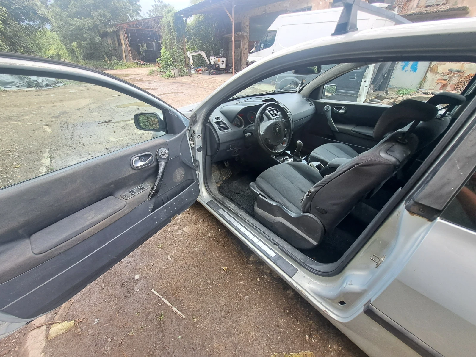 Renault Megane 1.6 16V - изображение 9