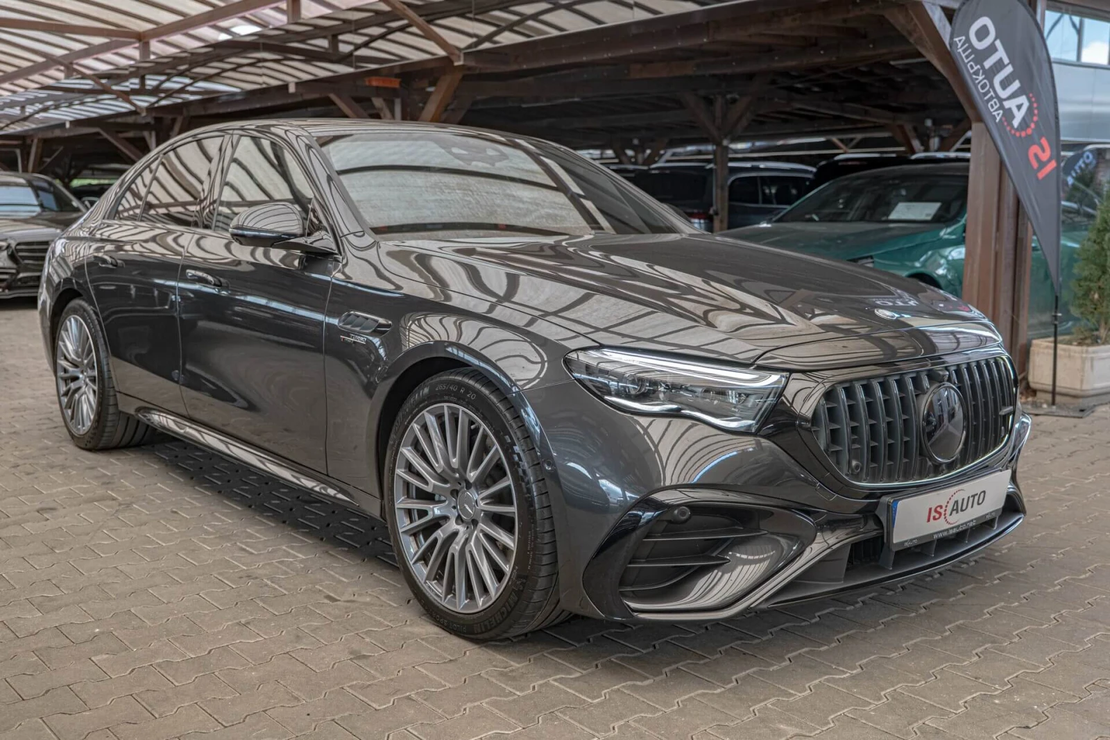 Mercedes-Benz E 53 AMG 4Matic+ /Premium/3D/Пано/Burmester/Камера 360/MBUX - изображение 2