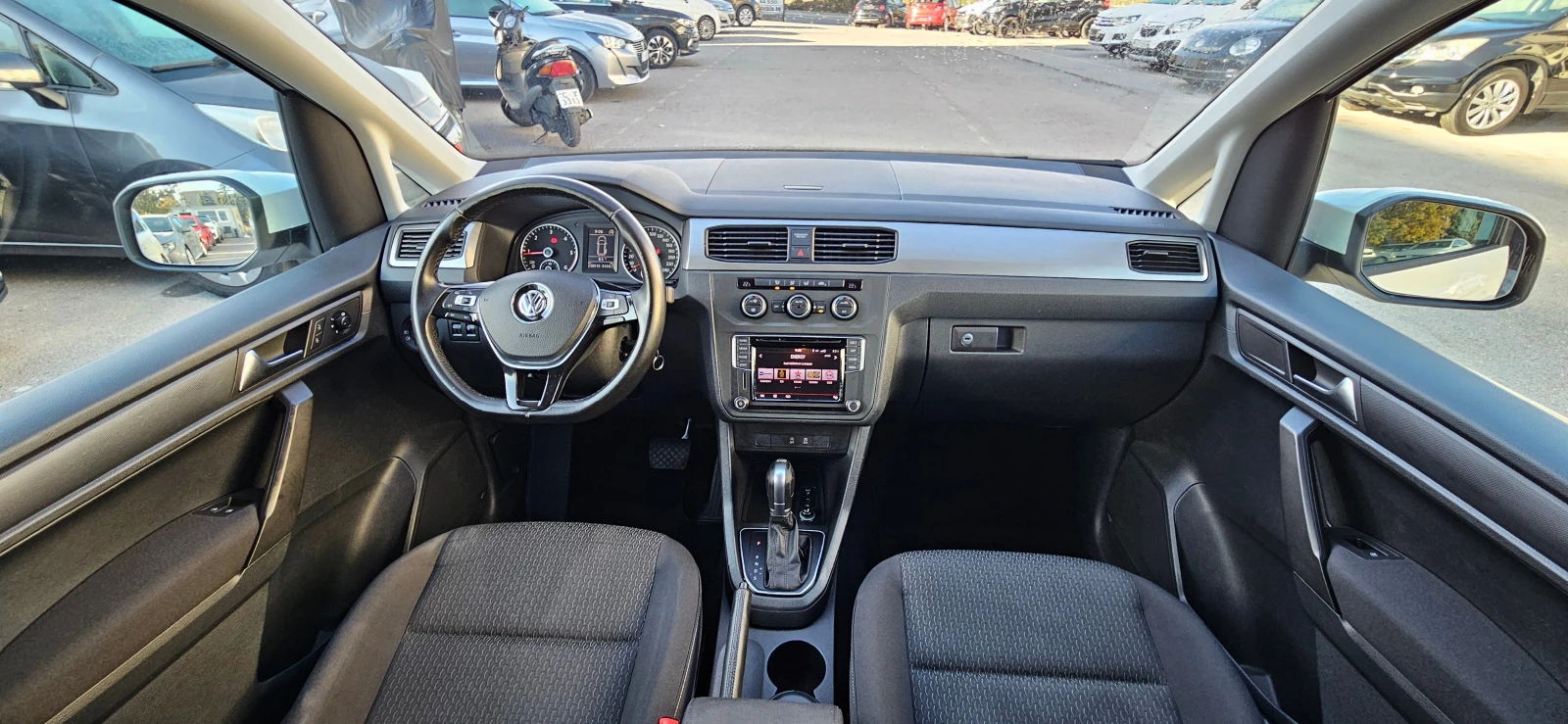 VW Caddy 2.0 TDI 4MOTION DSG Highline Maxi 7 места - изображение 8
