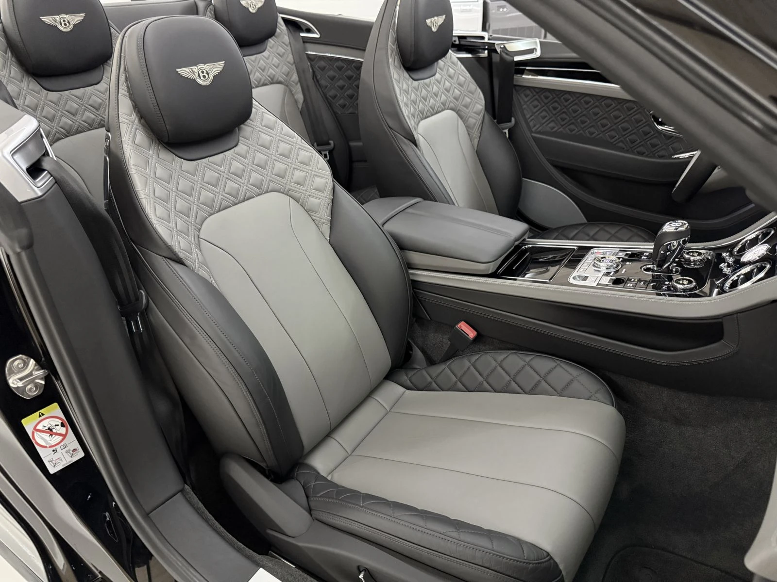 Bentley Continental gt GTC V8 | BlackLine | 18000 km  - изображение 9