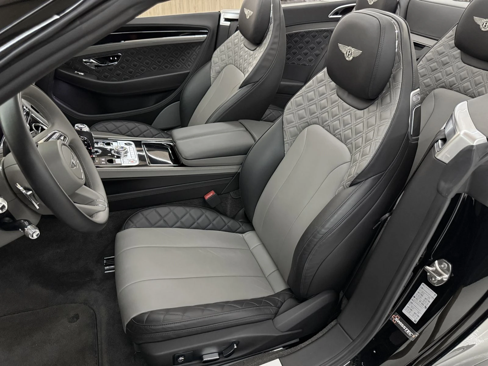 Bentley Continental gt GTC V8 | BlackLine | 18000 km  - изображение 8