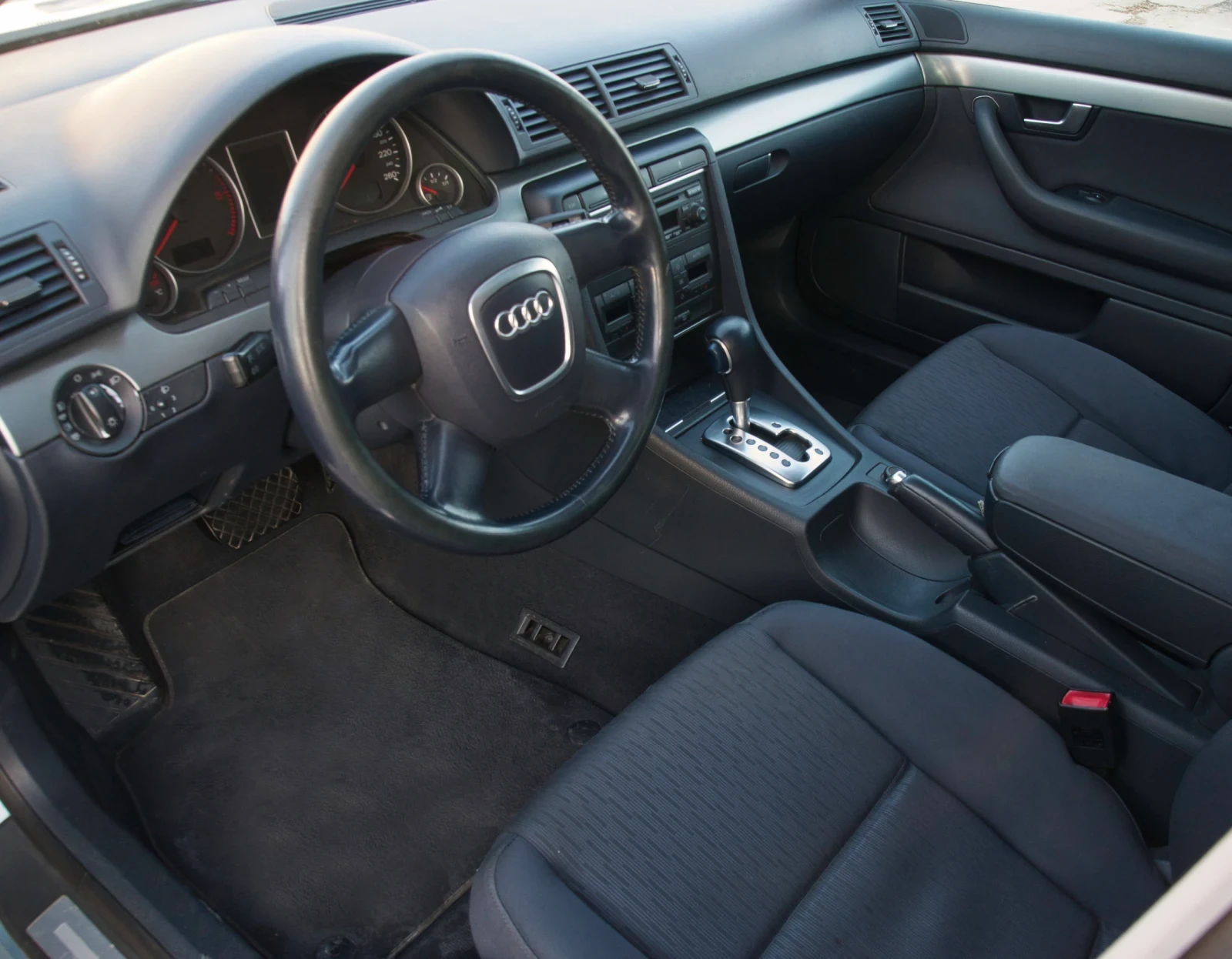 Audi A4  - изображение 4