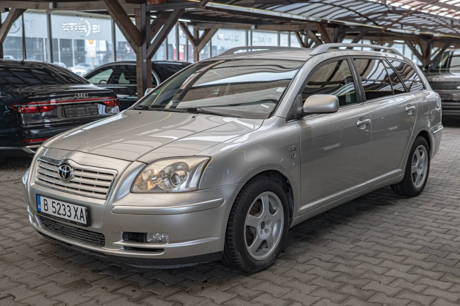 Toyota Avensis 2.0D-4D/Климатроник/Печка/Бленда/Мултиволан - изображение 3
