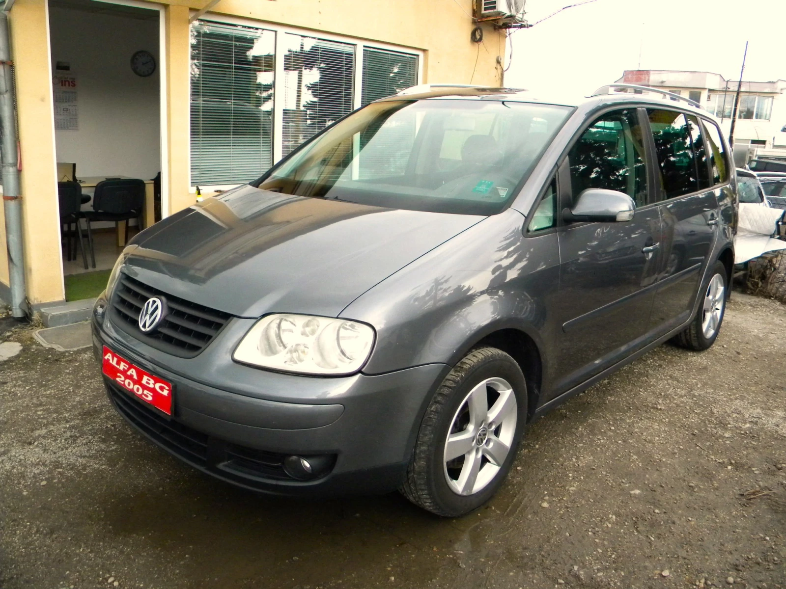 VW Touran 2.0TDI-6ck* 7места* EURO4