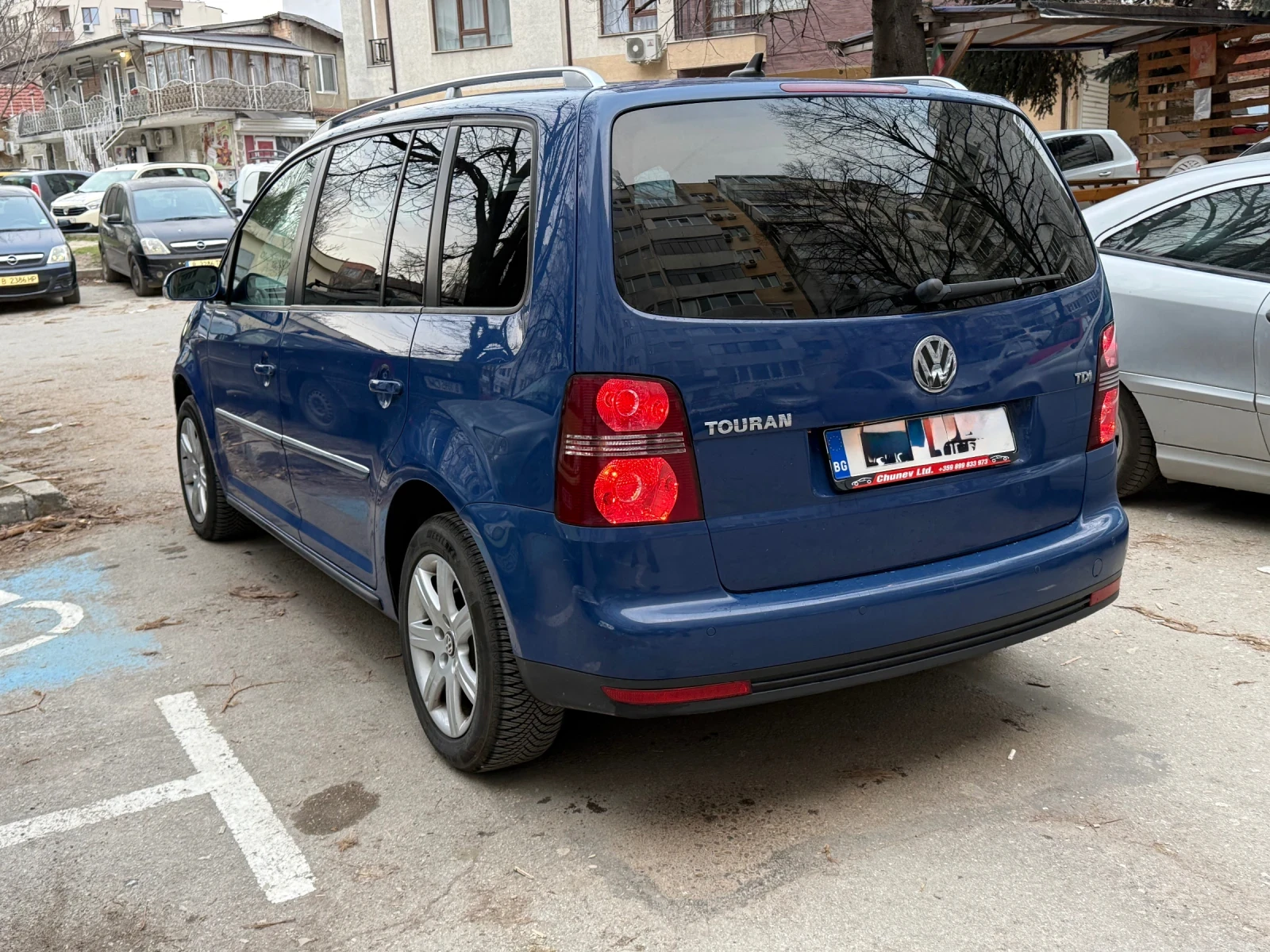 VW Touran 1, 9 TDI , снимка 5 - Автомобили и джипове - 53818148
