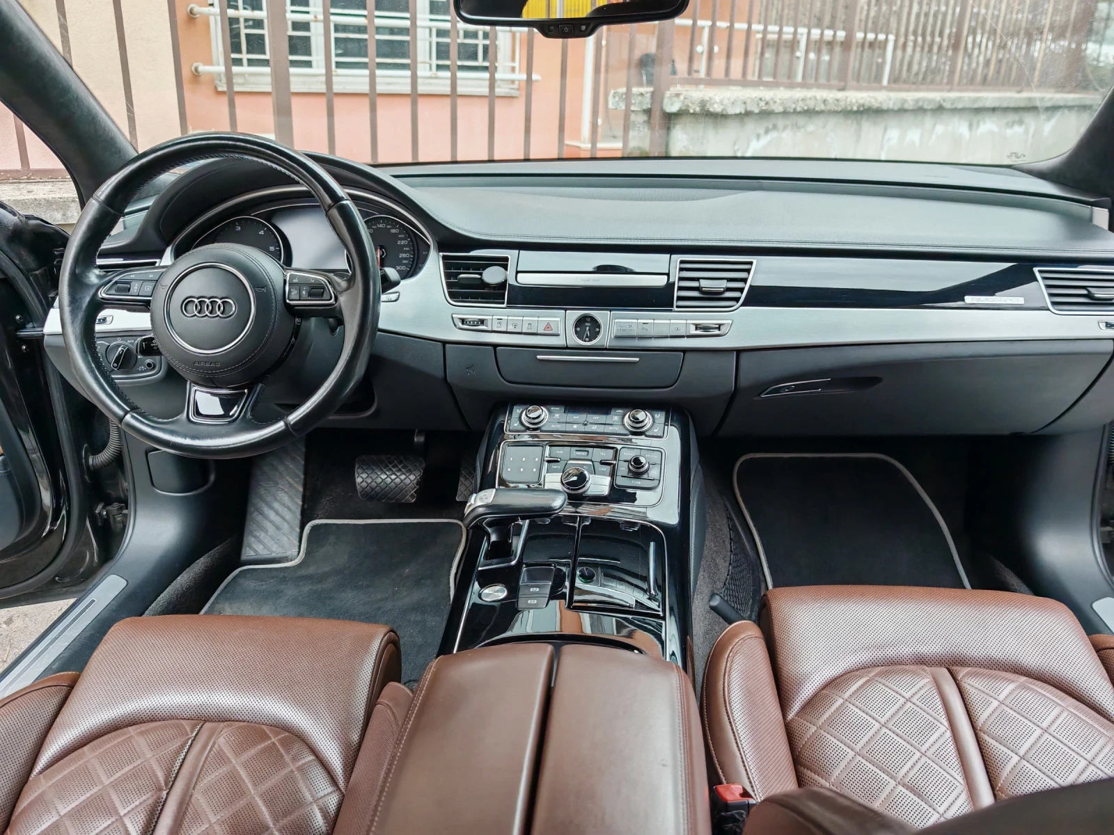 Audi A8 4.2 TDI - ПЪЛНА СЕРВИЗНА ИСТОРИЯ В АУДИ, снимка 9 - Автомобили и джипове - 53916493