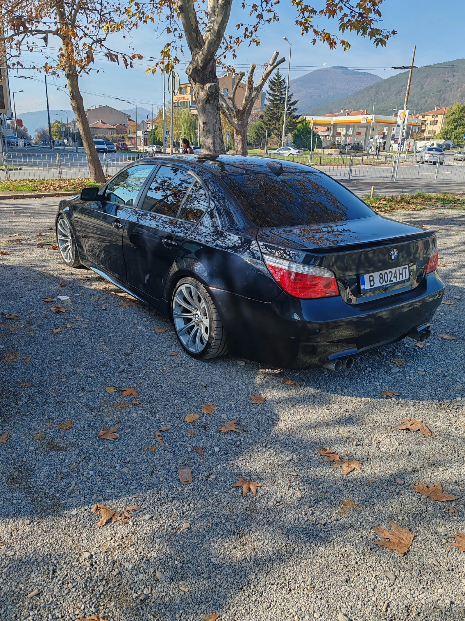 BMW 545 i, снимка 3 - Автомобили и джипове - 53925449