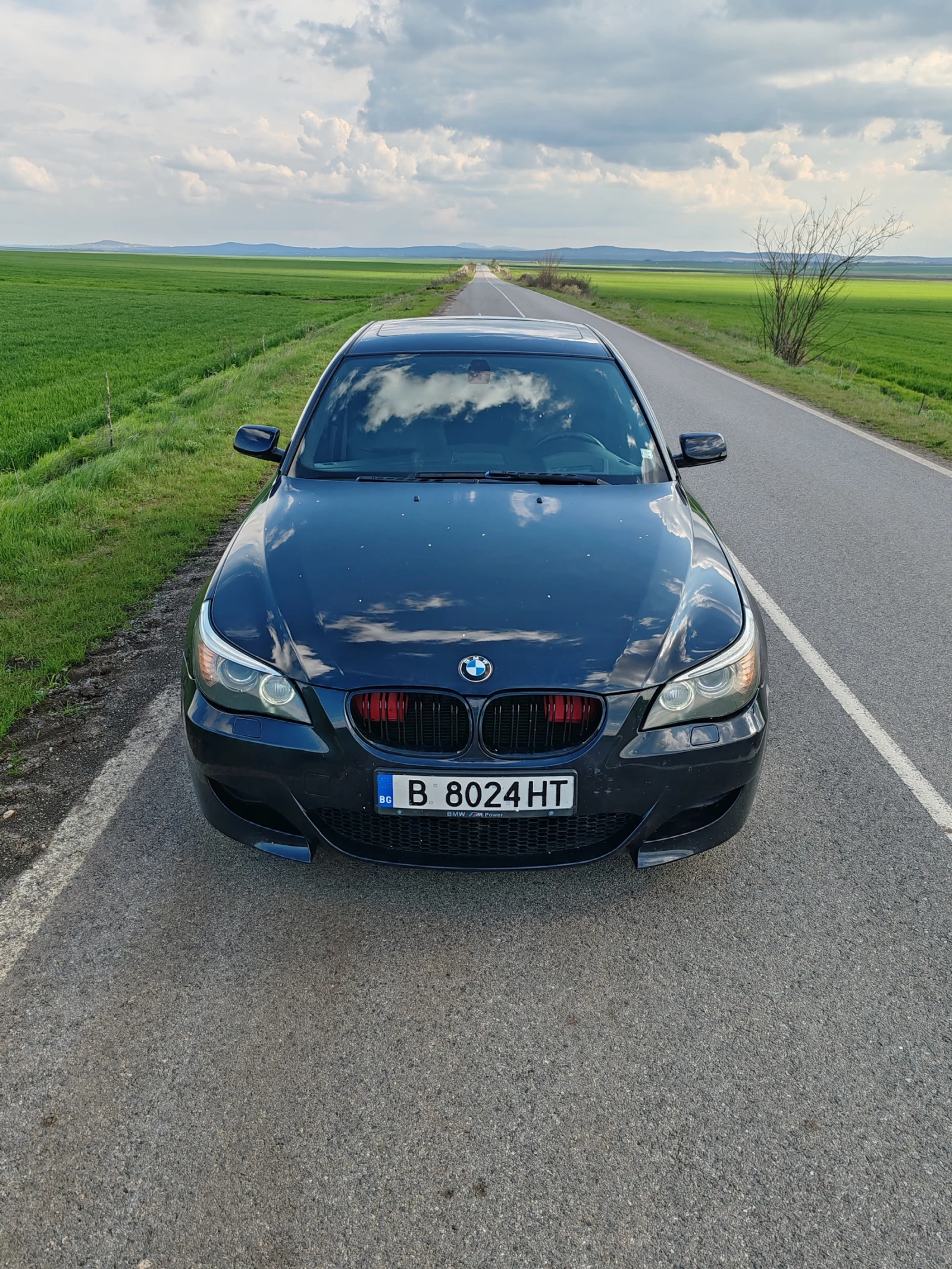 BMW 545 i, снимка 4 - Автомобили и джипове - 53925449