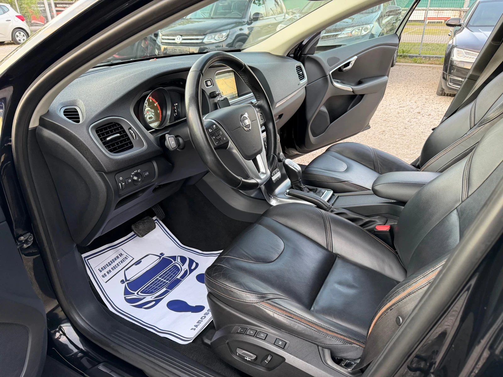 Volvo V40 Cross Country T4       ТОП СЪСТОЯНИЕ !!!  , снимка 9 - Автомобили и джипове - 54421731