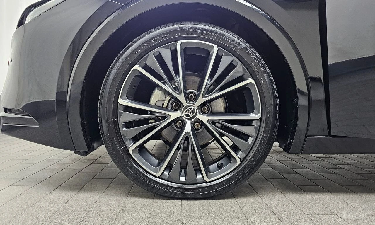 Toyota Prius * 2.0* XLE* КОЖА* ПОДГРЕВ* ОБДУХВАНЕ* ПАНОРАМА* КА, снимка 5 - Автомобили и джипове - 54446270