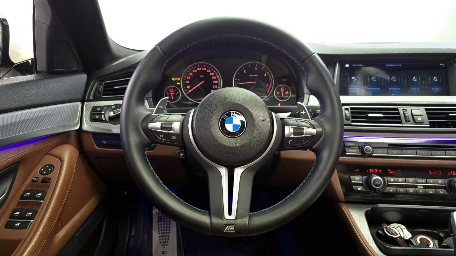 BMW 535 M-PK* SHODOWLINE* PANO* HEAD-UP* КРАЙНА ЦЕНА, снимка 5 - Автомобили и джипове - 54751166