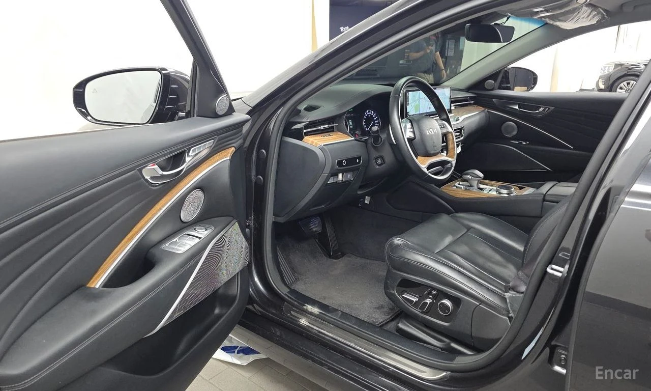 Kia K9 3.8* AWD* ПОДГРЕВ* ОБДУХВАНЕ* ДИСТРОНИК* LANE* ASS, снимка 5 - Автомобили и джипове - 55036298