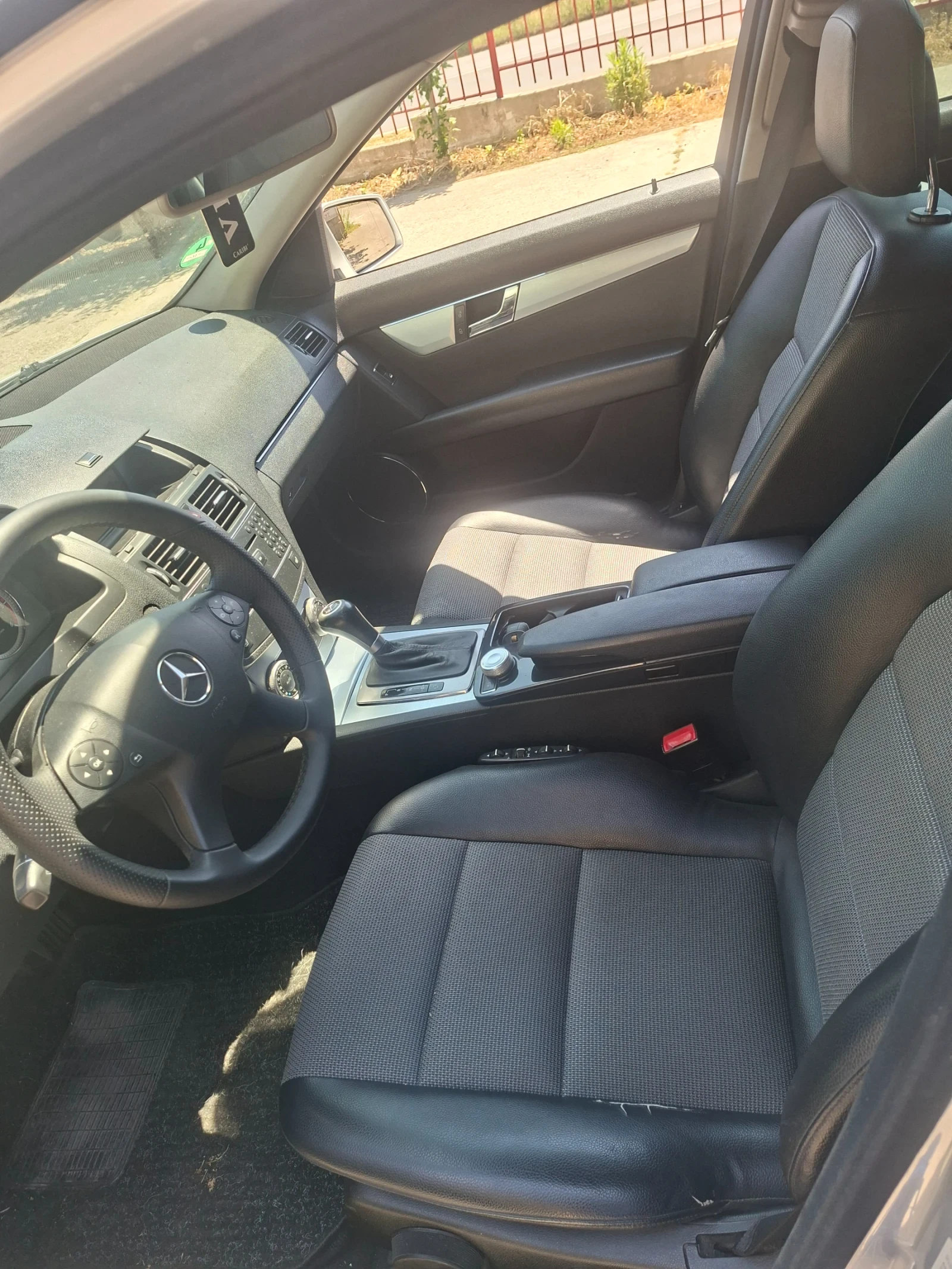 Mercedes-Benz C 220, снимка 5 - Автомобили и джипове - 55088708