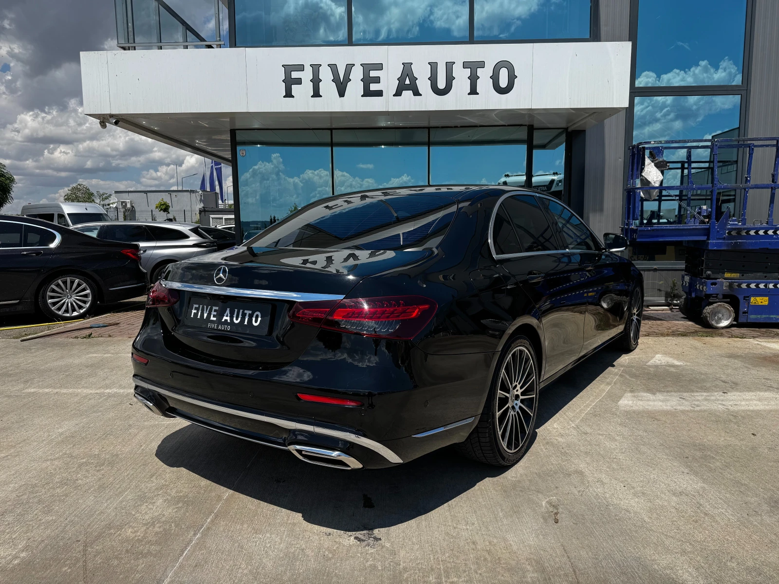 Mercedes-Benz E 200 D / Facelift / Digital / , снимка 7 - Автомобили и джипове - 55232792