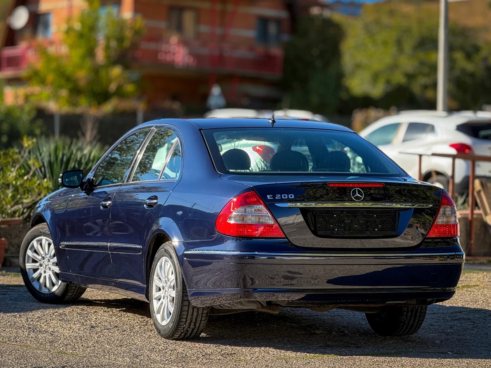Mercedes-Benz E 200 | LPG | Kompressor EVO Designo, снимка 4 - Автомобили и джипове - 55633749