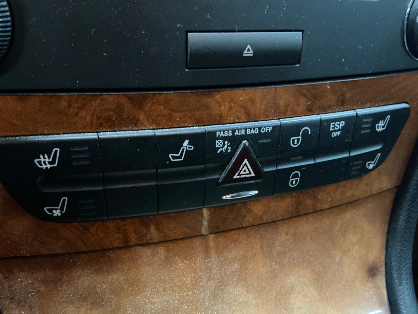 Mercedes-Benz E 200 LPG Kompressor EVO Designo, снимка 3 - Автомобили и джипове - 55633749