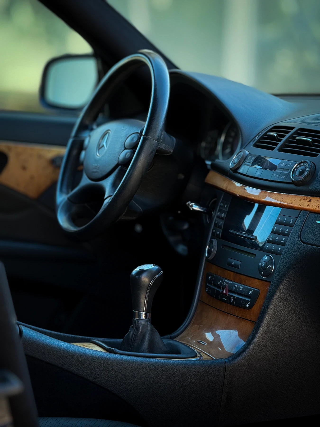 Mercedes-Benz E 200 | LPG | Kompressor EVO Designo, снимка 11 - Автомобили и джипове - 55633749