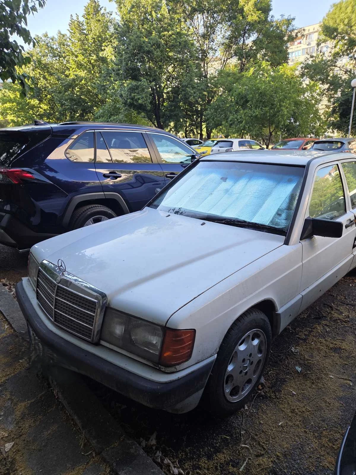 Mercedes-Benz 190 E, снимка 4 - Автомобили и джипове - 55318786