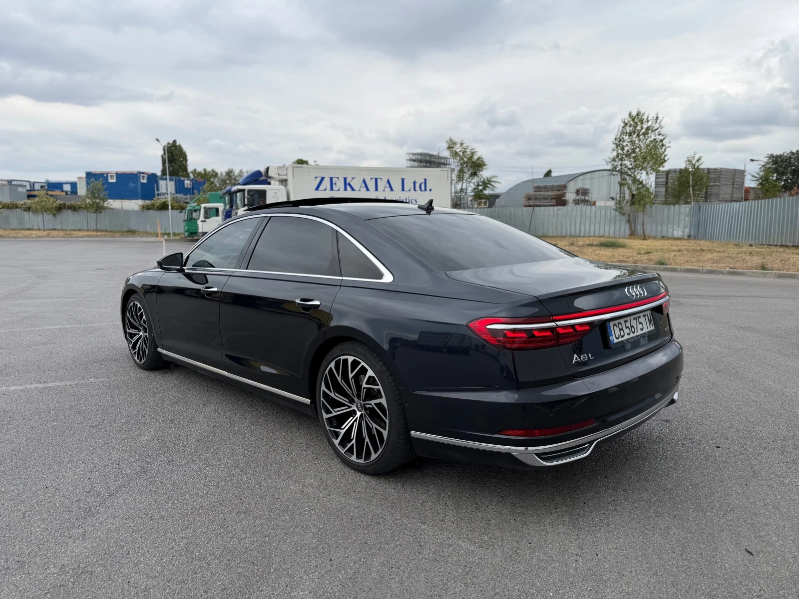 Audi A8 L QUATTRO* B&O* 3XTV* MATRIX* 360CAM* PANO* HUD* , снимка 6 - Автомобили и джипове - 56242393