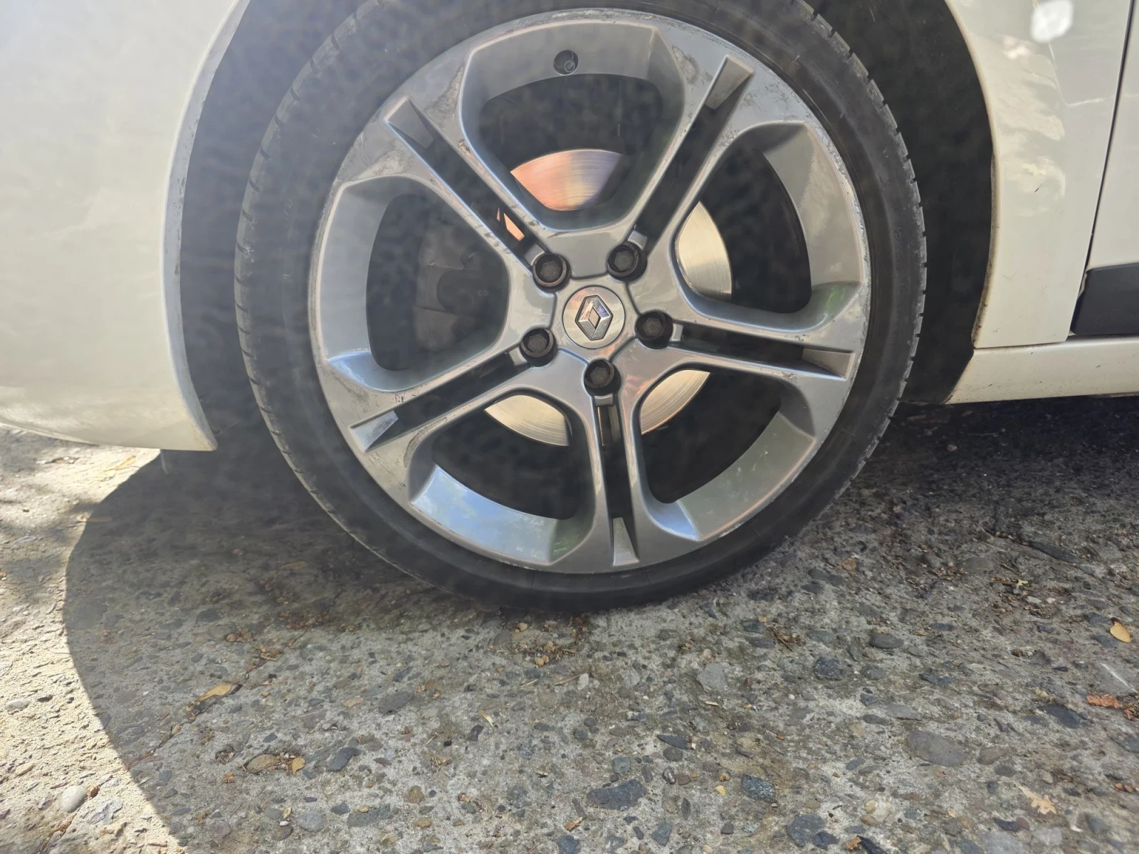 Renault Megane 3 GT, снимка 16 - Автомобили и джипове - 56470046