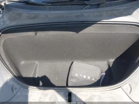 Tesla Model X Dual Motor All-Wheel Drive/Standard Range | Auto.bg — изображение 10