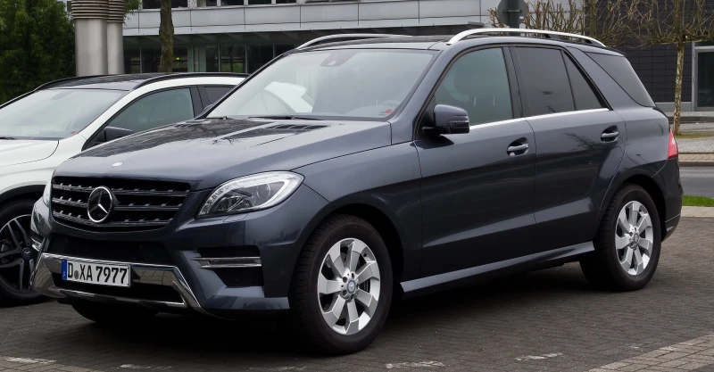 Mercedes-Benz ML 350 Bluettek!!! 350 BENZIN!!! МОРГА-5 БРОЯ !!! , снимка 15 - Автомобили и джипове - 48756112