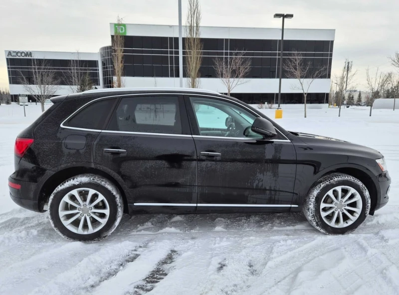 Audi Q5 * 2.0T Progressiv * CARFAX * ЦЕНА ДО БГ, снимка 3 - Автомобили и джипове - 52800801