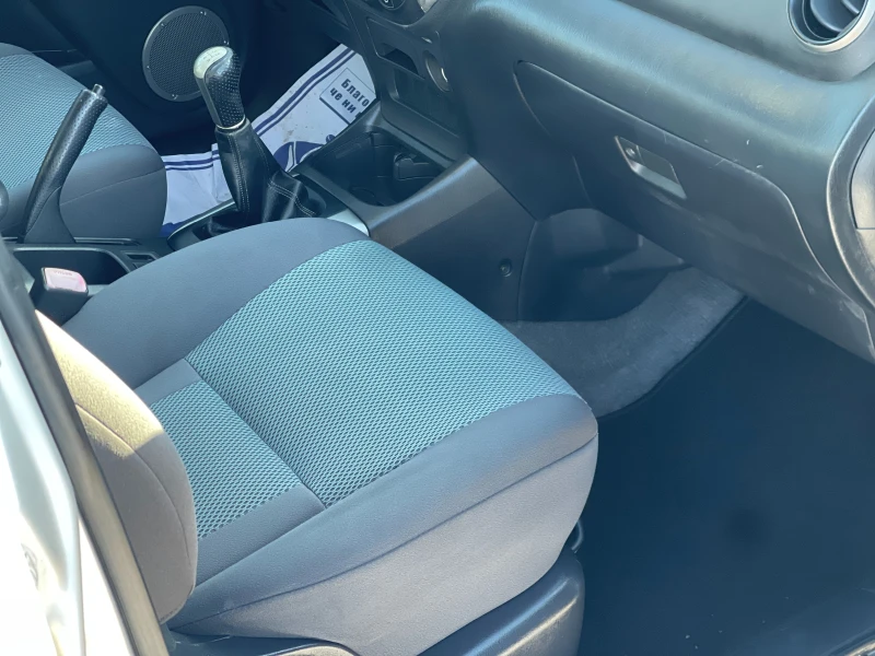 Toyota Rav4 2.0D-4D Facelift 4x4, снимка 10 - Автомобили и джипове - 53093791