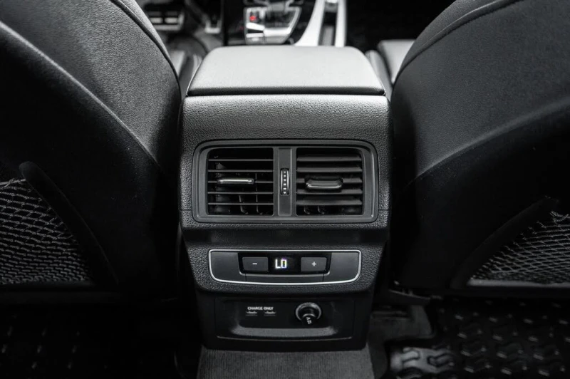 Audi Q5 TFSI 45 * PROGRESSIV * АвтоКредит * (ЦЕНА ДО БГ), снимка 14 - Автомобили и джипове - 53259199