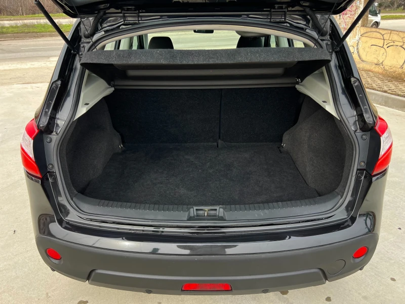 Nissan Qashqai  75.000km !!!-2.0Dci-150кс4х4-АВТОМАТИК, снимка 7 - Автомобили и джипове - 53474934