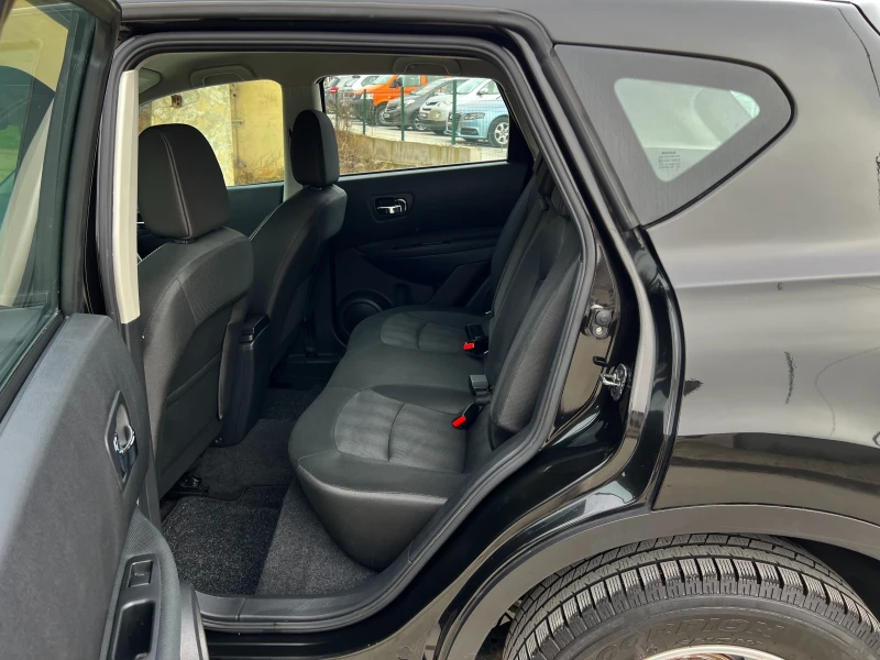 Nissan Qashqai  75.000km !!!-2.0Dci-150кс4х4-АВТОМАТИК, снимка 14 - Автомобили и джипове - 53474934