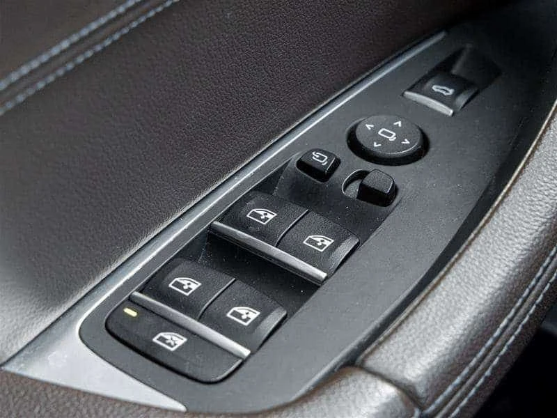 BMW X3 * PremiumEnhanced/MSportLine/ServiceRecords * CARF, снимка 14 - Автомобили и джипове - 54826548