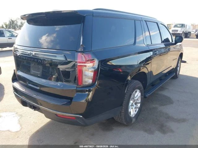 Chevrolet Suburban, снимка 4 - Автомобили и джипове - 56727035