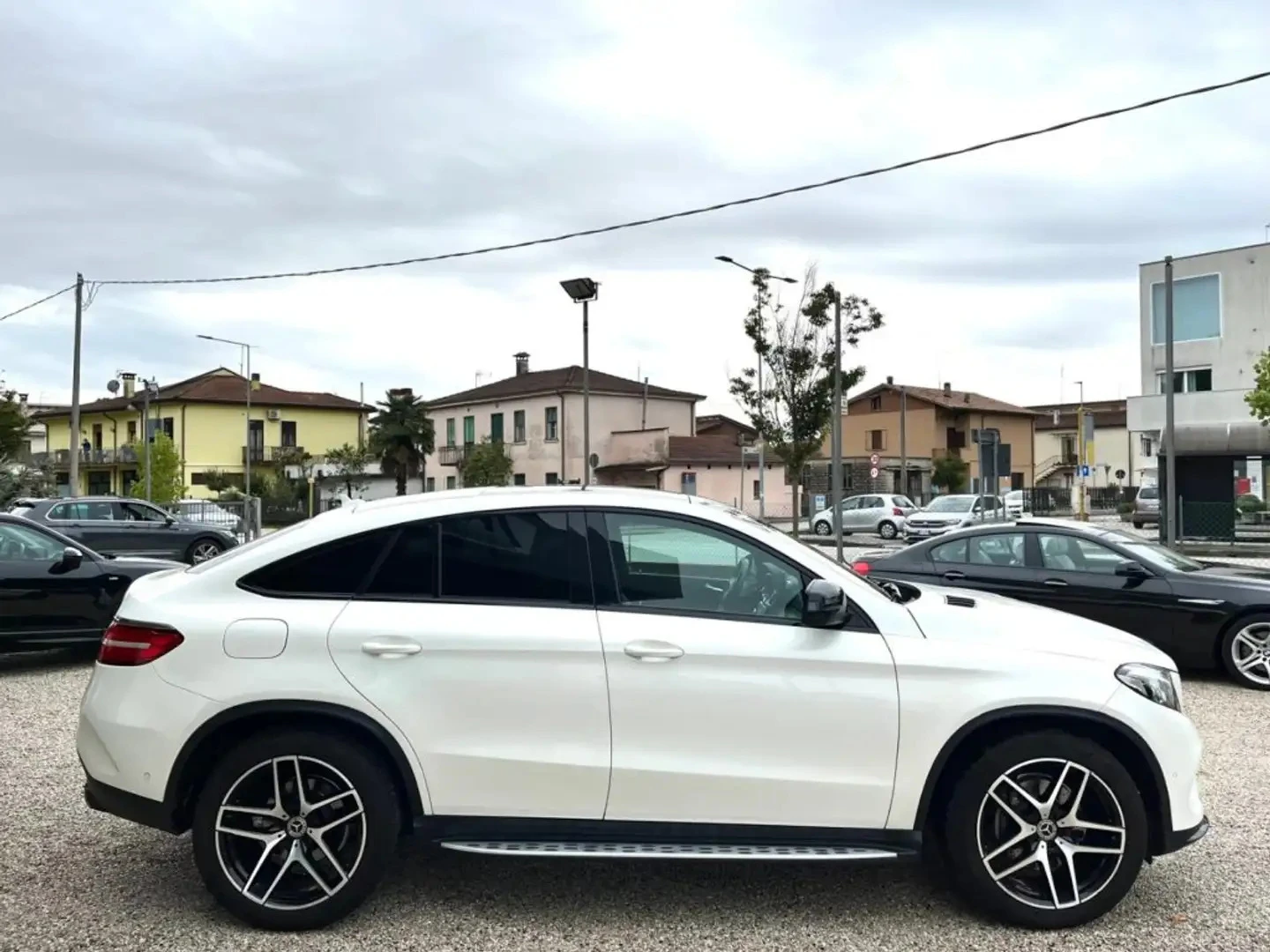 Mercedes-Benz GLE 350 4Matic Coupé Premium Plus PANORAMA - изображение 6