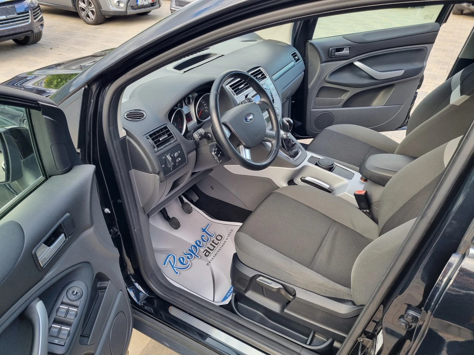 Ford Kuga 2.0TDCi-140кс КАТО НОВА!!! 2012г. СЕРВИЗНА ИСТОРИЯ - изображение 8