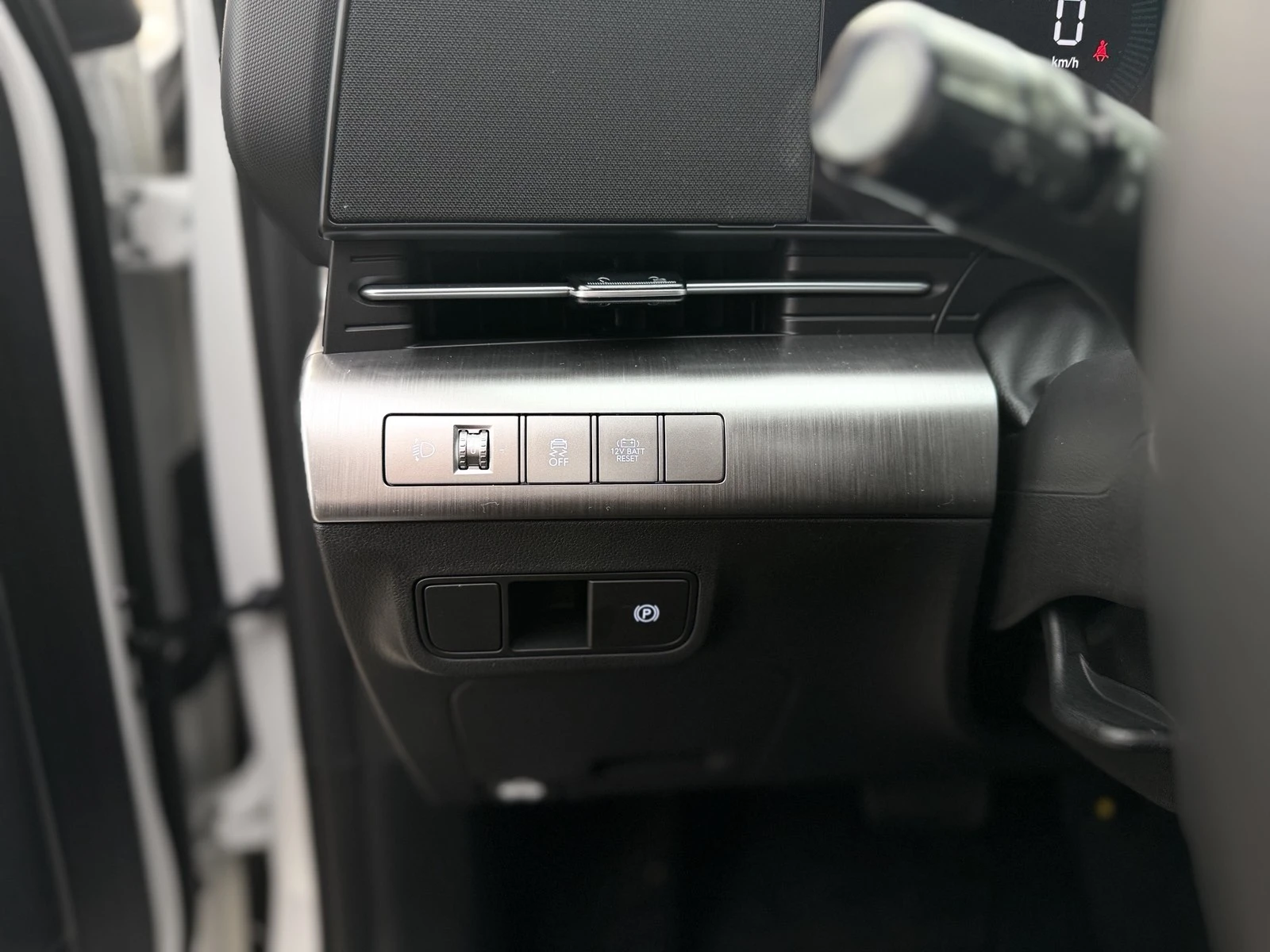 Hyundai Kona  SX2 HEV MY26 Comfort 1.6 GDI  - изображение 10