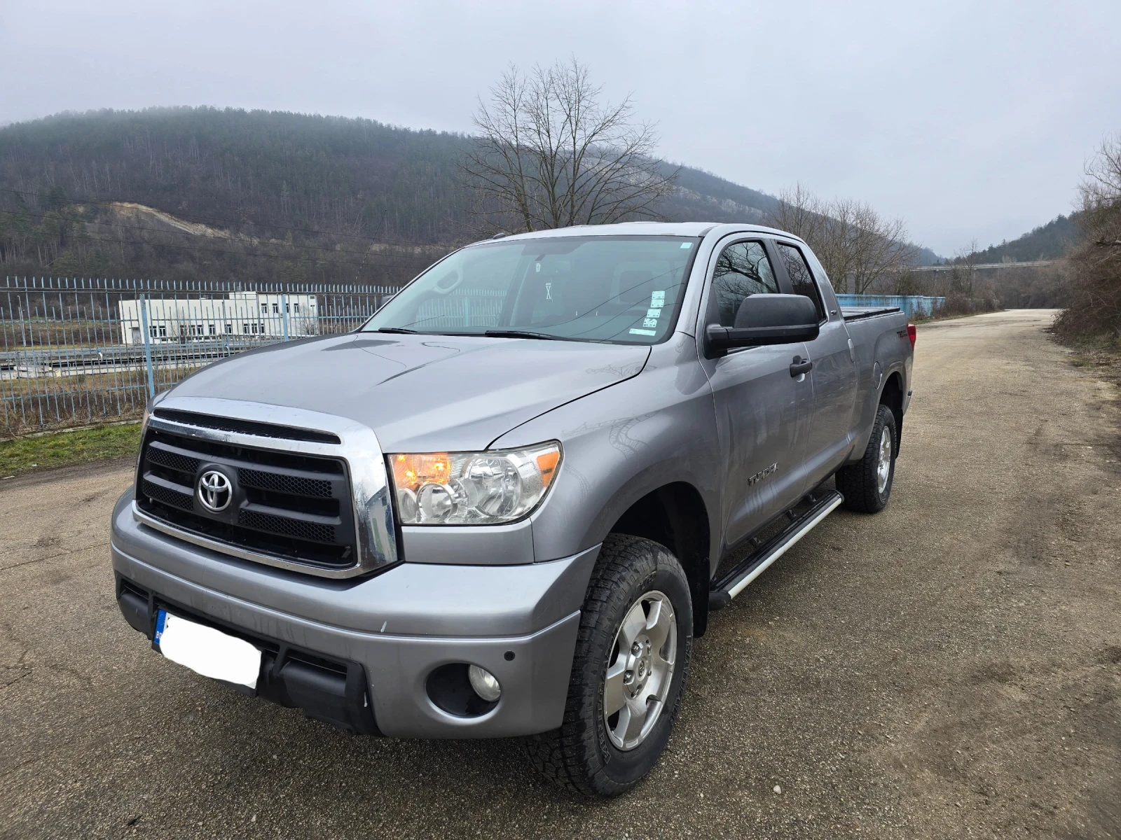 Toyota Tundra 4.6 SR5 DOUBLE CAB 4X4 TRD PRO GAZ - изображение 2