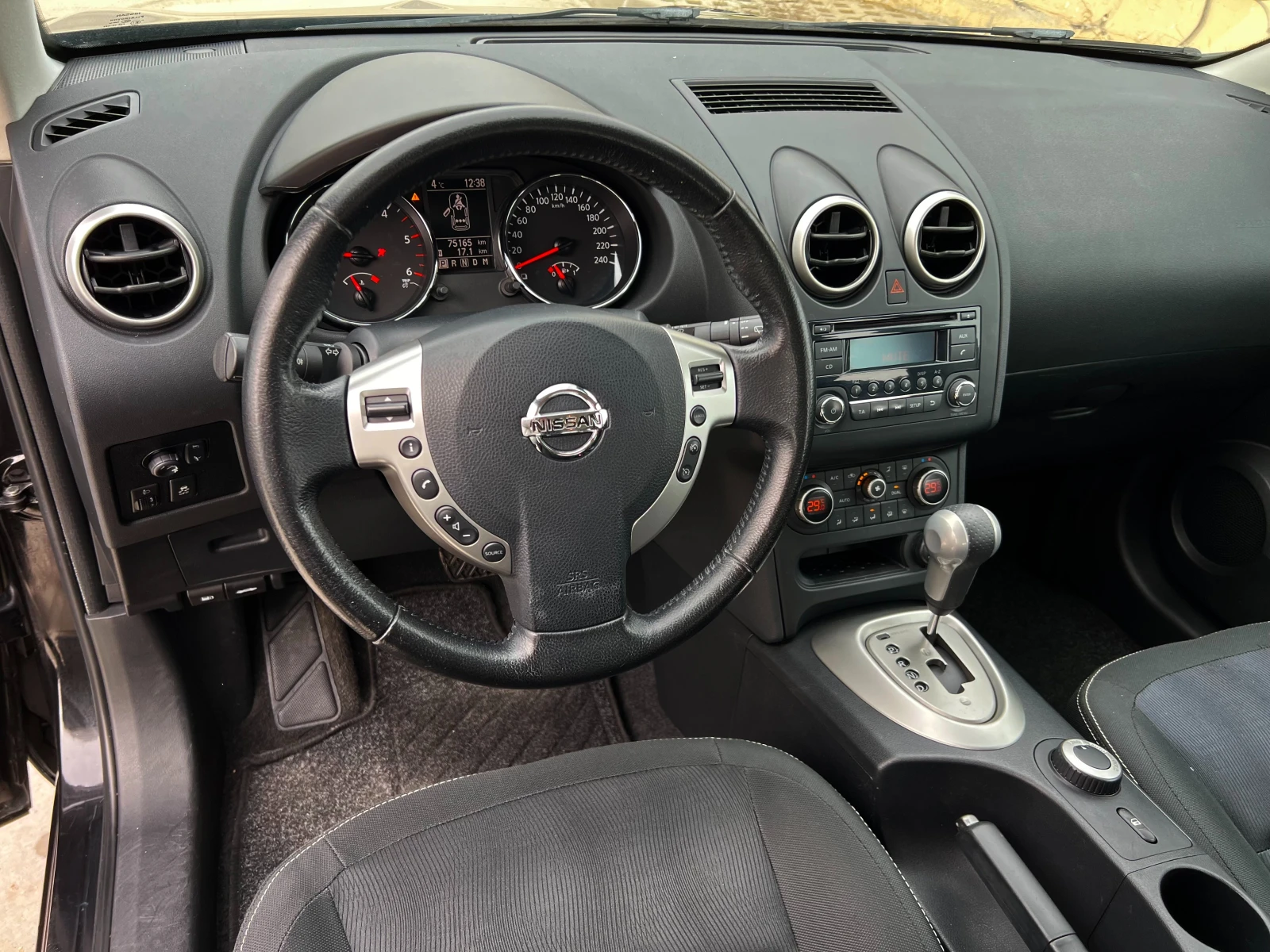 Nissan Qashqai  75.000km !!!-2.0Dci-150кс4х4-АВТОМАТИК - изображение 10