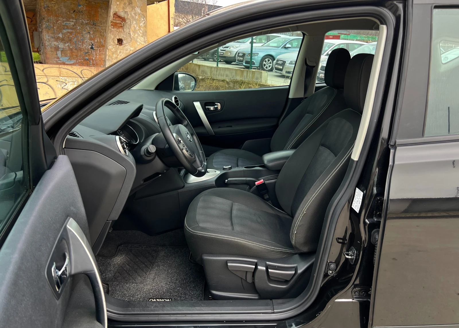 Nissan Qashqai  75.000km !!!-2.0Dci-150кс4х4-АВТОМАТИК - изображение 9