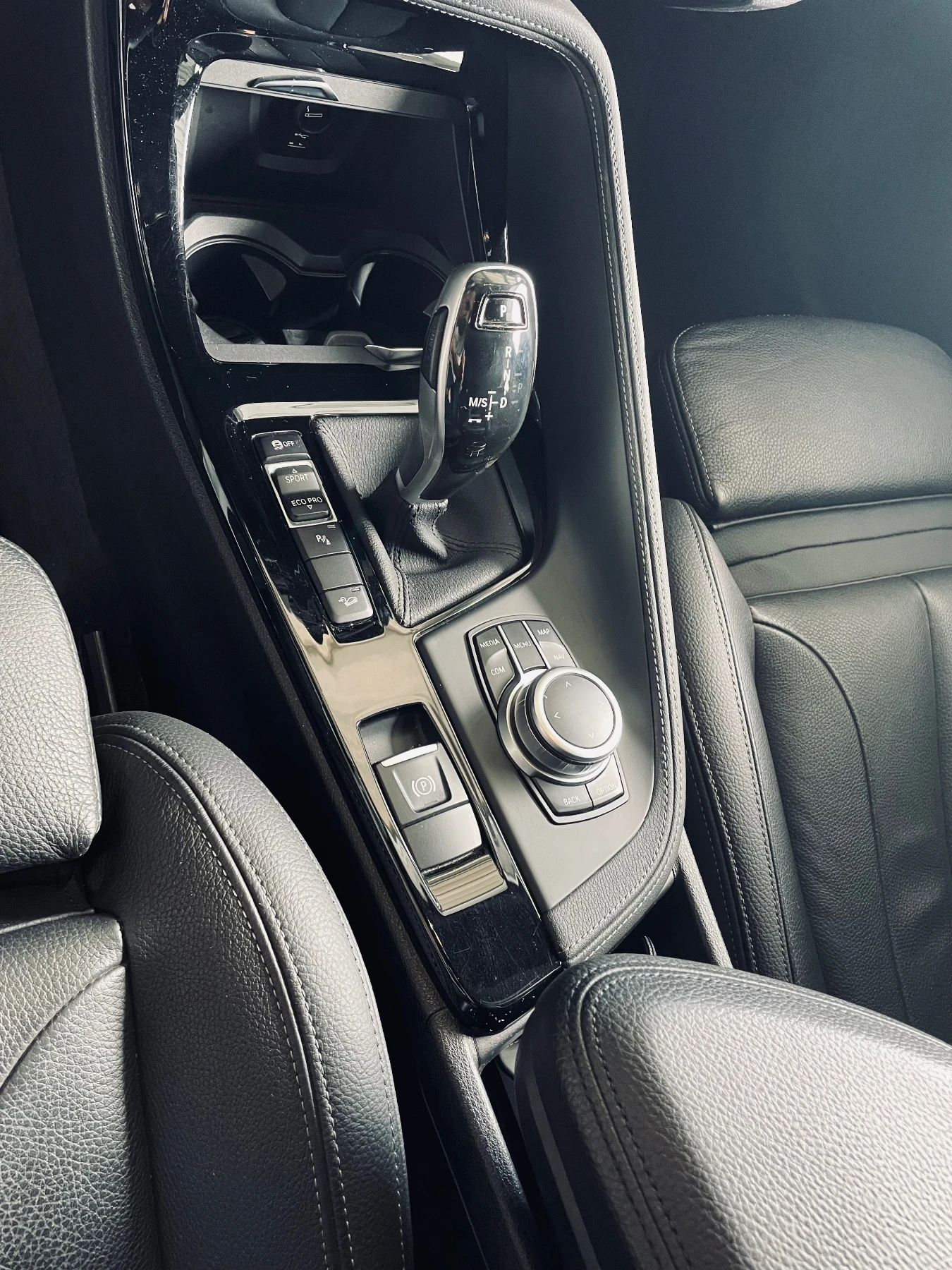 BMW X1 xDrive20d, снимка 6 - Автомобили и джипове - 53938994