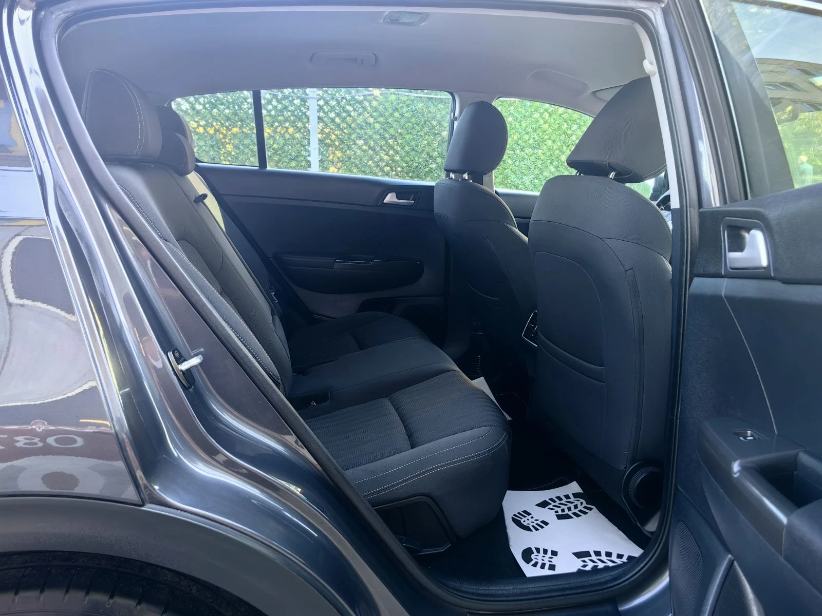 Kia Sportage 1.7 CRDI КАМЕРА НАВИГАЦИЯ CARPLAY, снимка 12 - Автомобили и джипове - 54556029