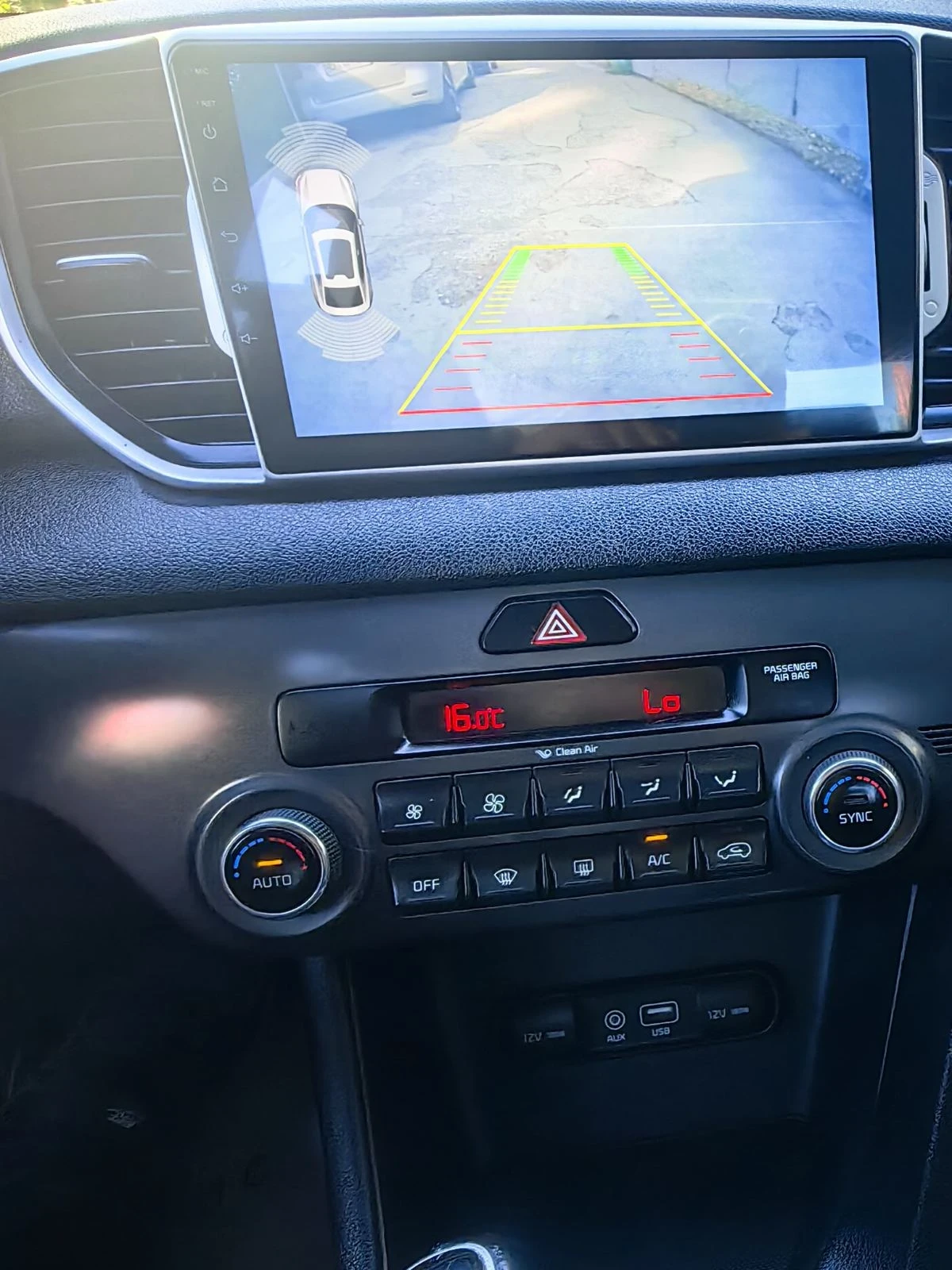 Kia Sportage 1.7 CRDI КАМЕРА НАВИГАЦИЯ CARPLAY, снимка 15 - Автомобили и джипове - 54556029