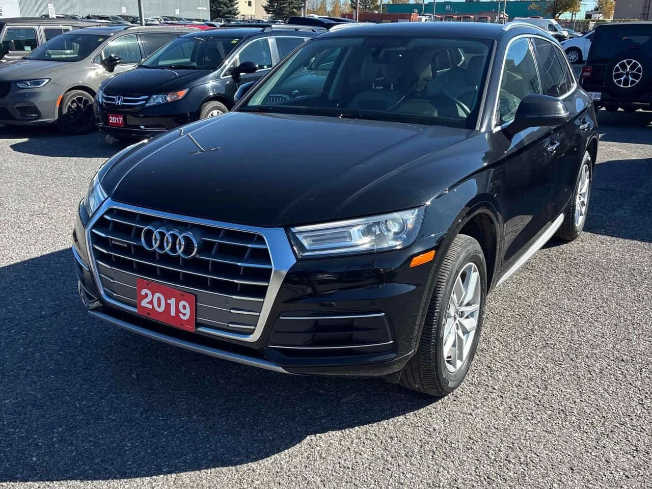 Audi Q5 * Komfort * CARFAX * ОПЦИЯ ЗА ФИНАНСИРАНЕ