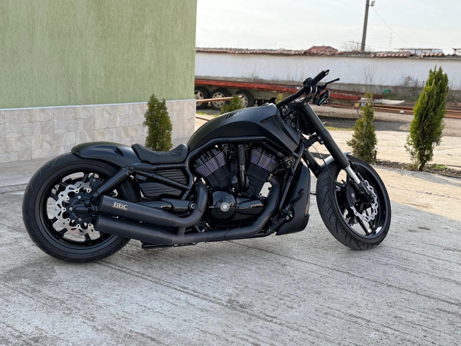 Harley-Davidson V-Rod, снимка 2 - Мотоциклети и мототехника - 53987540